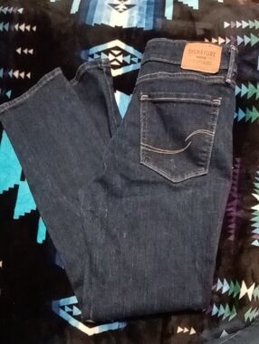 Signature Gold By Levi Strauss Mid-rise Straight